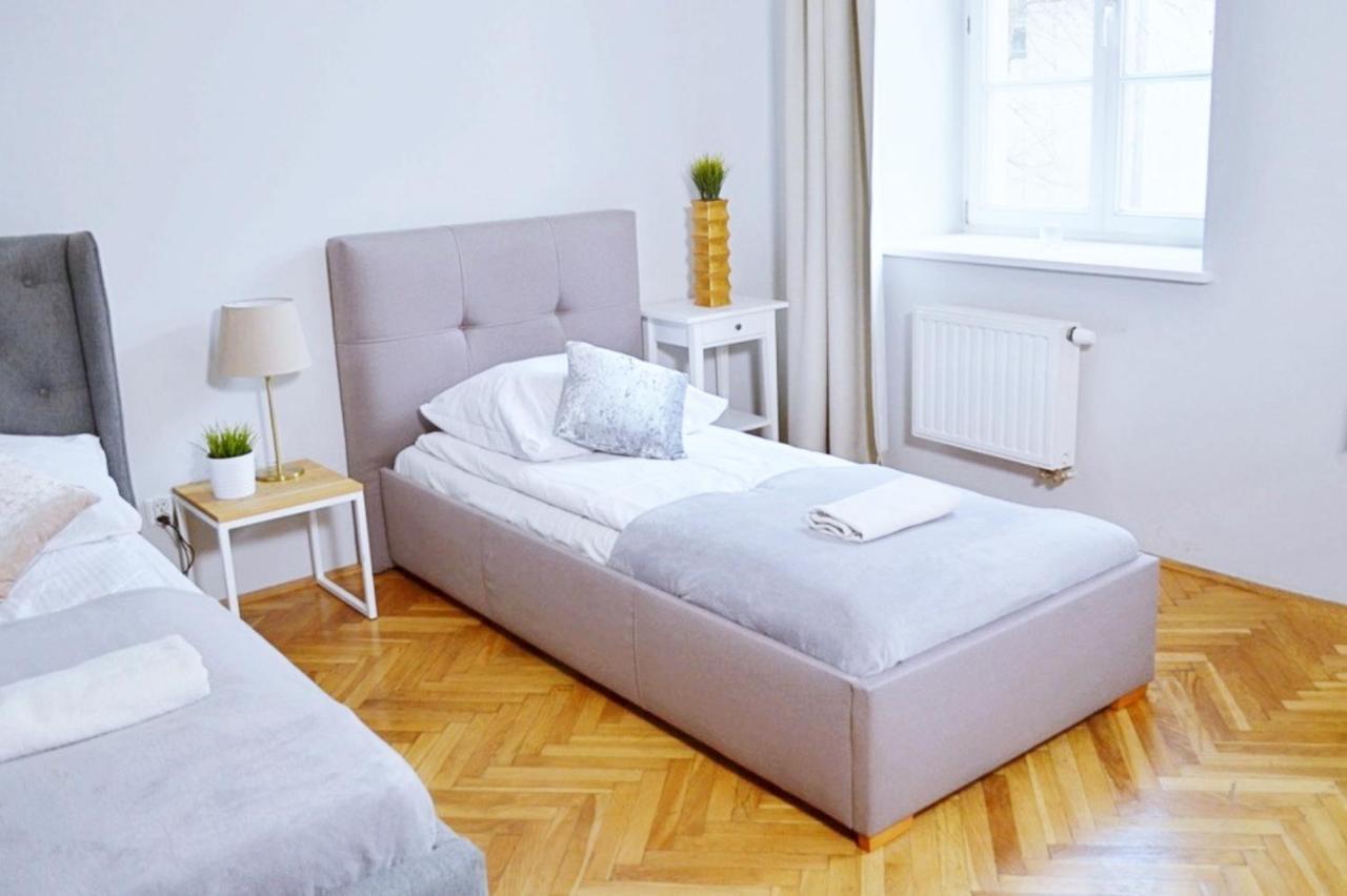 21 Florianska Street Apartments Краков Экстерьер фото