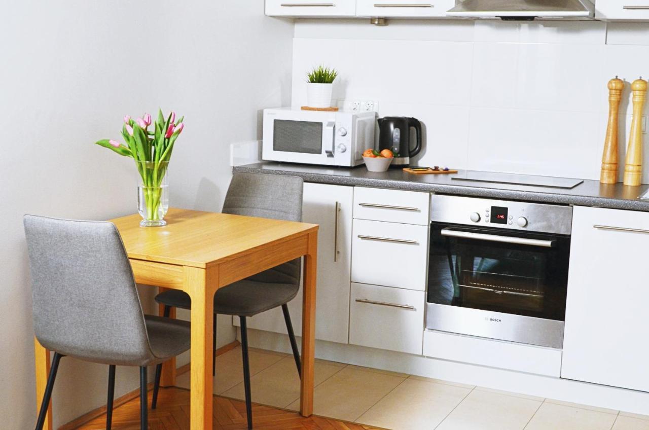 21 Florianska Street Apartments Краков Экстерьер фото